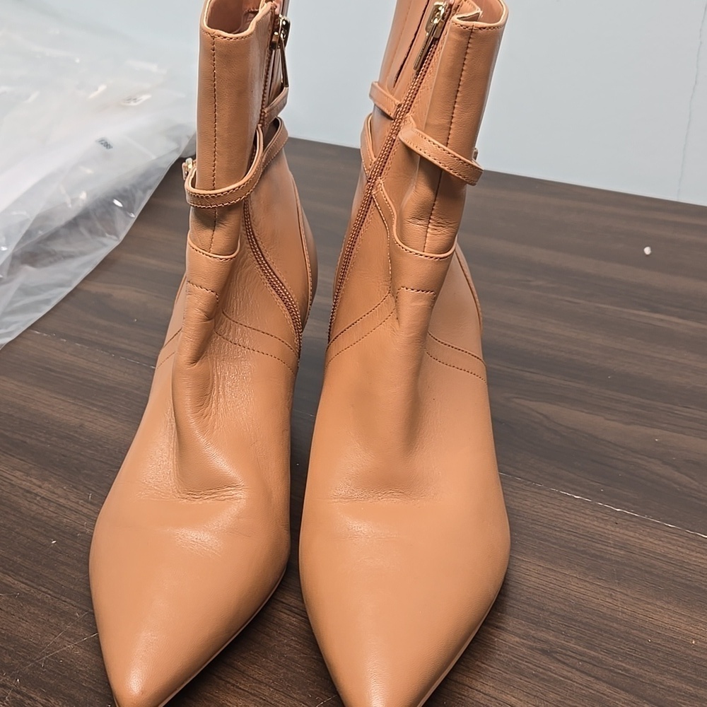 27 Edit Naturalizer Size 8.5 Tan Florette Heeled Ankle Boots